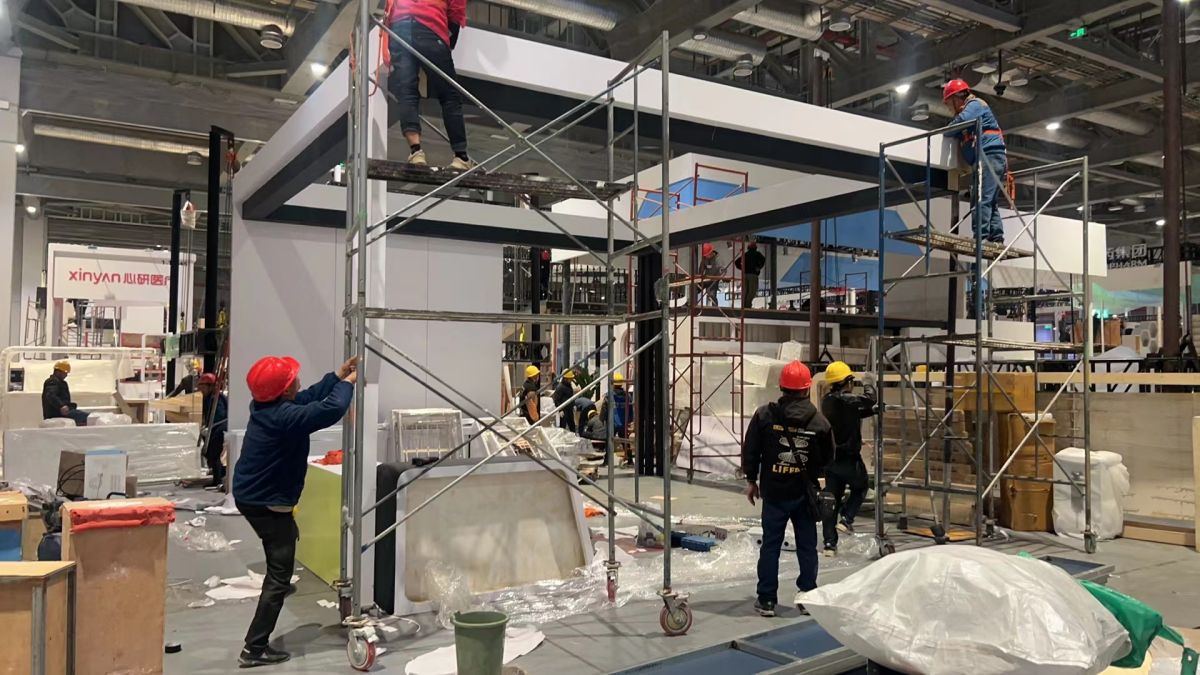 底特律展会设计搭建中的灯光与布局艺术(图1)