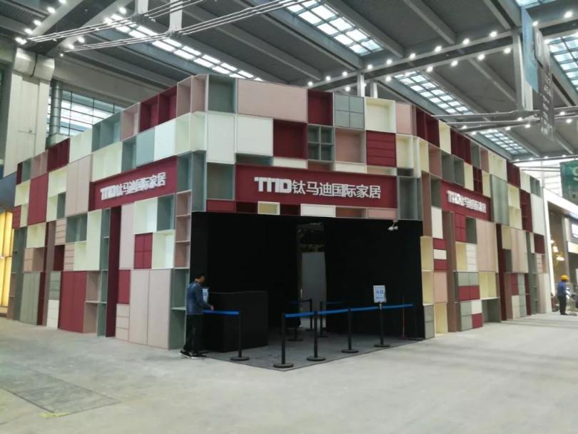 怎样的SMART展台设计搭建服务能最大化提升品牌形象？(图1)