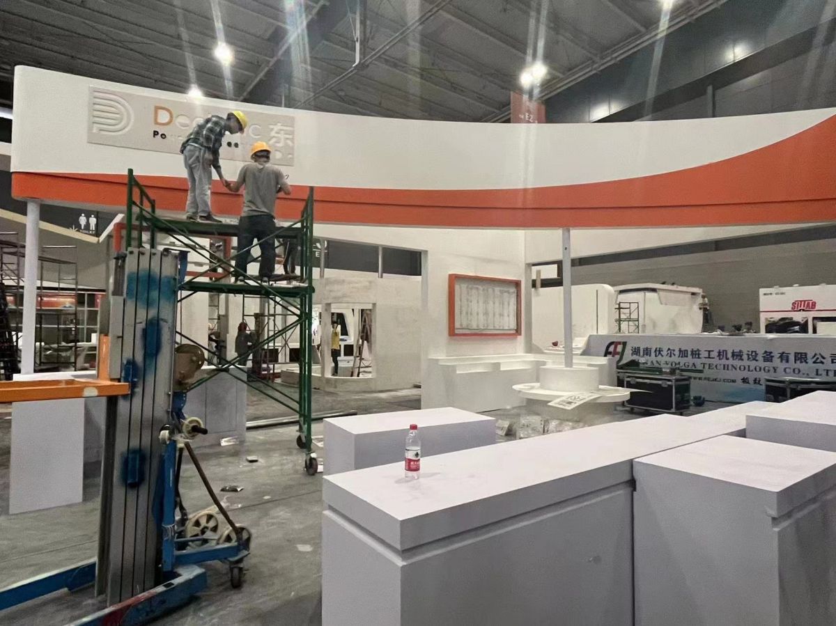 美国展会搭建公司的国际化合作与交流(图1)