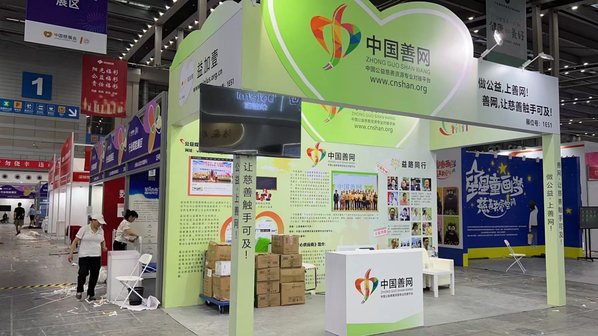 美国展会桁架搭建的技巧与安全规范(图1)